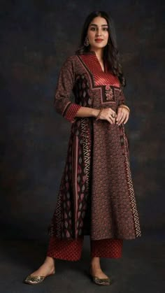 Kurta Designs With Plazo, Bagh Print Dresses, Ajrakh Suit Designs, Ajrakh Kurti Designs Latest, Bagh Print Suits Design, Cotton Kurties, Cotton Dress Pattern Indian, New Dress Pattern, Simple Kurta Designs