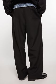 Tailored trousers are cut to a relaxed fit with a mid waist, wide leg and long length. Crafted from a wool blend, complete with an elasticated waistband. Classy Wear, Suit Jacket Dress, Fashion Street Wear, Denim T Shirt, Pleated Trousers, Streetwear Men, Streetwear Men Outfits, Men Fits, May 2023