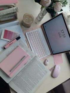 Studies Vision Board Aesthetic, Girly Student Aesthetic, To Do List Astetic, Vision Board Ideas Studying, Doing Work Aesthetic, Pink School Moodboard, Pink Aesthetic Goals, School Motivation Aesthetic Pink, Academic Aesthetic Pink