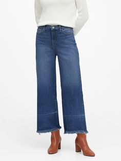 High-Rise Wide-Leg Crop Jean | Banana Republic Cropped Wide Leg Jeans, Women Denim Jeans, Look At You, Fall Winter Outfits, Outfits Casuales, Jean Outfits, Cropped Jeans, Wide Leg Jeans, Denim Women