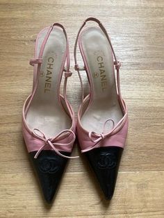 vintage chanel heels Chanel Heels, Shoes Heels Classy, Girly Shoes, Shoe Inspo, Aesthetic Shoes