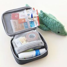 Emergency Bags, Medicine Package, First Aid For Kids, Pill Storage, Medicine Packaging, Bags Storage