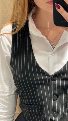 Classic Sassy Outfits For Women Classy, Striped Vest Outfit, Dress Shirt With Vest, Waist Coat Outfit Women, Waistcoat Outfit Women, Vest Outfit Women, Womens Suit Vest, Old Money Aesthetic Outfit, Waistcoat Outfit