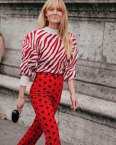 Pattern Mixing Outfits, Classy Business Outfits, Smart Casual Work Outfit, Work Outfits Women Summer, Professional Outfits Women, Chique Outfits, Bright Winter, Fashion Closet, Office Outfits Women