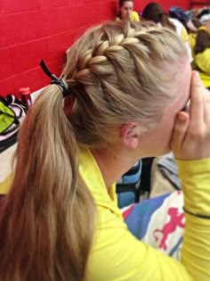 Volleyball hair Sand Volleyball Hairstyles, Vollyball Girls Hairstyles, Hair Ideas For Volleyball Games, Cute Easy Hairstyles For Volleyball Games, Tournament Hair Volleyball, Cute Sporty Hairstyles, Cute Volleyball Hairstyles, Running Hairstyles