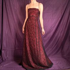 90s Grad Dress, Vintage Prom Dresses 90s, Prom Dress Ideas, Goth Prom, 90s Prom Dress, 90s Prom, Fall Fashion Skirts, Strapless Prom Dress