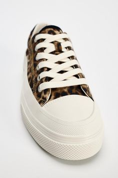 ANIMAL PRINT CASUAL SNEAKERS - Leopard | ZARA United States Cheetah Nikes, Animal Print Sneakers, Shoes Trends, Blazers Shoes, Tennis Style, Basket Style, Leopard Sneakers, Cardigan Sweater Jacket, Beauty Dress