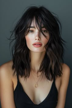 Find pure harmony with a sleek blunt bob paired with soft curtain bangsa look that's both modern and timeless. Soft Curtain Bangs, Modern Short Hairstyles, Long Shag Haircut, Fall Hair Color For Brunettes, Hair 2024, Penteado Cabelo Curto, Curtain Bangs, Short Bob Hairstyles, Cortes De Cabello