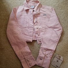 Nwt, Perfect Condition. Cropped, 2 Front Pockets, Button Down, Adjustable Back Long Puffy Coat, Pink Cropped Jacket, Pink Jean Jacket, Navy Blue Vest, Pink Peacoat, Grey Jacket Women, Sequin Vest, White Calvin Klein, Pea Coats Women