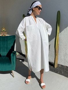 Tunik Linen, V Neck Midi Dress, Caftan Dress, Mid Dresses, Minimal Fashion, Fashion Tops, Modest Fashion