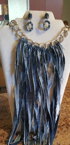 Denim & Silver Shredded Necklace Set Denim Crafts Things To Make, Fabric Bracelets Diy, Denim Necklace, Upcycled Accessories, Jeans Crafts, Denim Earrings, Denim Crafts Diy, Blue Jeans Crafts, Fabric Bracelets