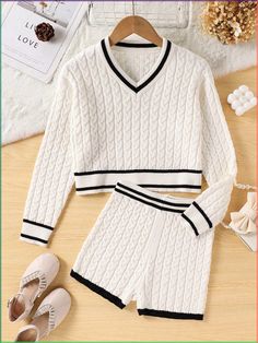 2pcs/Set Teenage Girls V-Neck Colorblock Loose Pullover Sweater And Shorts Set, Fashionable Casual Knitted Outfit For Autumn/Winter White     Geometric,Plain Shorts High Stretch  Tween Girls Clothing, size features are:Bust: ,Length: ,Sleeve Length: Korean Clothing Brands, Knitted Outfit, Stand Collar Top, Loose Pullover Sweater, Over The Calf Socks, Women Crew Socks, Plain Shorts, Loose Pullover, Baby Leggings