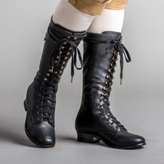 Onward to adventure in the stunning reproduction Bessie Vintage Aviator Boots! These beautiful all-leather boots are carefully recreated from two pairs of original 1930s women's sporting boots right down to the nifty side pocket. We've named these vintage reproduction boots after Bessie Coleman, the first Black and Indigenous American woman to hold a pilot's license. Bessie traveled to France in 1920, learning to fly a Nieuport 564 biplane, and earning her aviation license from the Fédération Aé Aviator Boots, Aviator Costume, Western Boots Outfit, American Duchess, Land Girls, Indigenous Americans, Retro Shoes, Vintage Boots, Black American