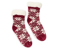 Treat your toes to something soft and cozy this season thanks to this pair of slipper socks. They feature a Sherpa lining and classic Fair Isle pattern for ultimate cold-weather style. Cold Weather Fashion, Fair Isle Pattern, Big Lots, Slipper Socks, Sherpa Lined, Fair Isle, Cold Weather, Berry, Slippers