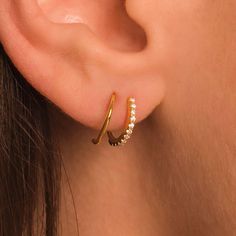 Pave Spiral Earrings DETAILS: * Sterling Silver & 18K Gold (strong plating over sterling silver) * Inner diameter - 10mm * Gauge - 20G (0.8mm) * Nickel and lead free * Hypoallergenic  * Can be worn 24/7 - sold as a pair (2 earrings) All earrings: https://www.etsy.com/shop/KaterynasJewelry?search_query=earrings Double Hoop Earrings, 2 Earrings, Jewelry Minimalist, Spiral Earrings, Earrings Hoop, Diamond Stud Earrings, Everyday Earrings, Jewelry Earrings Hoops, Diamond Earrings Studs