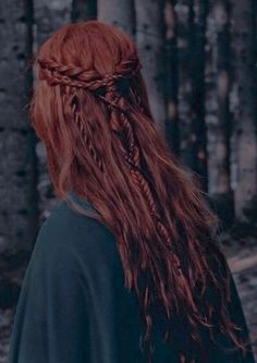 Forest Witch Hairstyles, Red Hair Viking Female, Medieval Princess Hair, Lord Of The Rings Hairstyles, Elves Hairstyle, Braided Red Hair, Marvel Hairstyles, Celtic Braids