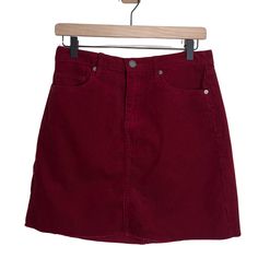 Corduroy Mini Skirt In Color Burgundy, With Raw Hem. Two Pockets On The Front, Two Pockets On The Back! Perfect For Fall And Winter. Brand New With Tag. Size: Tagged 27 || Model Is 5'7, S/M For Reference Measurements: Waist: 30" Hip39.5” Length: 17" Short Red Skirt Outfit, Clothing Cabinet, Skirt Png, Brown Suede Skirt, Winter Palette, Night Skirt, Things I Need To Buy, Corduroy Mini Skirt