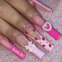 Acrylic Nails With Kawaii Charms, Cute White And Pink Nails, Pink Base Acrylic Nails, Pink Birthday Strawberries, Strawberry Shortcake Nails Acrylic, Long Pink Nail Designs, Candy Themed Nails, Pink Nails Charms, Cute Gel Nail Designs