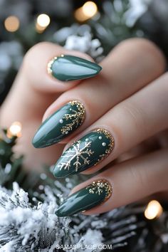 Make your holidays extra magical with these 21+ Christmas nail ideas for 2024! Add a festive touch to your look with elegant designs featuring glittering stars, snowflakes, and classic red and green combos. Go bold with reindeer patterns, Christmas ornaments, or candy cane swirls, or keep it chic with metallic gold and silver accents. #ChristmasNails2024 #HolidayNailTrends #FestiveNailArt #ChristmasBeauty Xmas Nails Green And Gold, Gold Christmas Nails Designs, Silver And Gold Holiday Nails, Green And Gold Holiday Nails, Nye Nail Designs, Red Green And Gold Nails, Green Gold Christmas Nails, Green Chrome Christmas Nails, Chrome Winter Nails