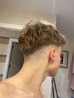 Haircut Indian, Taper Fade Long Hair, Mid Fade Haircut, Men Fade Haircut Short, Old Hollywood Hair, Drop Fade Haircut