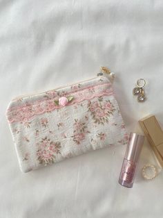 Coquette Coin Purse inside: cream cream zipper 🌸Size 15cm x 10cm (5.90'' x 3.93'') 🧸 Since the bag is handmade, there may be slight deviations in its dimensions. 🧼Washing Instructions: It can be hand washed. Please don't iron. 📦 Packaging: The products are shipped out within 5-7 working days. 🎁 Venom: If you are going to receive it as a gift, you can send me a message. Cute Coin Purse, Shabby Chic Fabric, Purse Cute, Cute Wallets, Purse Gift, Cute Purses, Love Sewing, Sewing Gifts, Coin Purses