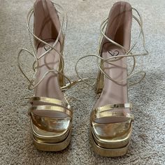 Gold Lace Up Platform Windsor Heels Size 7 Never Worn Before!!!! In Perfect Condition Lace Up Gold Shoes, Prom Gold Heels, Gold Heels Aesthetic, Gold Prom Heels, Prom Shoes Gold, Quince Outfit, Pretty Shoes High Heels, Gold Lace Up Heels, Gold Prom Shoes