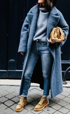 Outfits Of The Week, Cold Fashion, Look Jean, Casual Ootd, Mum Fashion, Blanket Coat, Weekly Outfits, Influencers Fashion, Instagram Influencer