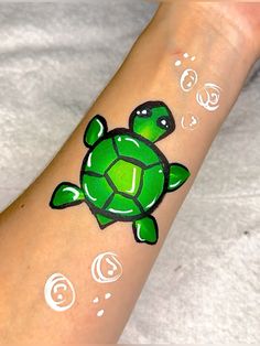 Jungle Animal Face Paint Easy, Sea Turtle Face Paint, Face Painting Turtle, Basic Face Painting Designs, Simple Face Painting Ideas For Kids Boys, Face Paint Crayons Ideas, Farm Animal Face Paint, Octopus Face Paint, Face Paint Kids Easy