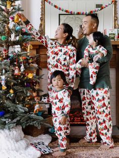 Celebrating the holidays with your family? These holiday family pajamas are soft, cozy, and come in sizes for the whole family. With festive designs ranging from our classic whimsical stripe, to hand painted watercolor prints, there is truly something for everyone! Don't forget to tag us in your holiday family photo! #bbbfamjams Available in sizes and styles for the whole family Mix and match with festive hand-painted prints or a cozy yarn dyed stripe Made with organic cotton Made in India *WOME Family Holiday Pajamas, Christmas Pic, Christmas Pjs Family, Christmas Shoot, Women's Henley, Family Holiday Photos, Burts Bees Baby, Baby Sleepers, Watercolor Prints