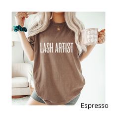 Lash Artist Comfort Colors® Shirt, Retro Lash Boss Tshirt, Birthday Gift for Lash Artist, Eyelash Technician Shirt, Lash Tech Gift ♥ Experience the ultimate comfort of Comfort Color garment-dyed shirts! These cotton-washed tees offer unrivaled comfort and a retro-vintage vibe. The colors are stunning and enduring, ensuring a timeless appeal that never disappoints. Plus, they stay pristine without piling, making them a true wardrobe staple. ♥ Our unisex sizing ensures a versatile fit that's just Basic Crew Neck T-shirt For Birthday, Basic Graphic Print Top For Birthday, Relaxed Fit T-shirt With Name Print For Birthday, Basic Crew Neck Tops For Birthday, Lash Boss, Boss Tshirt, Eyelash Technician, Tech Gift, Lash Tech