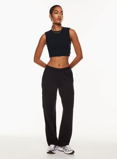 Aritzia Sweatsuit, Aritzia Sweatpants, Denim Vans, Cargo Sweatpants, Winter Wishlist, Denim Short Dresses, Aritzia Tna, Stylish Pants, Clothing Wishlist