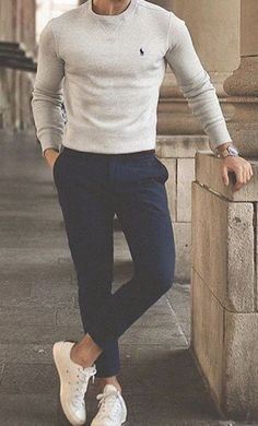 Male Attention, Guy Styles, Model Jeans, Polo Fashion, Mens Business Casual Outfits, Style Tshirt