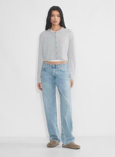 CASHMERE RELAXED CREW CARDIGAN | Aritzia Fall Relaxed Outfits, Aritzia Business Outfit, Cashmere Sweaters Women, Aritzia Staples, Fit Cardigan Outfit, Aritzia Aesthetic Outfits, Aritzia Work Outfit, Aritzia Clothes, Fitted Cardigan Outfit