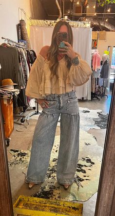 Boho Western Clothing, Briley King Style, Outfits With Jeans For Work, Preppy Western Outfit, Picture Day Fits, Thrift Style Outfits, Western Spring Outfits, Western Hippie Fashion, Edgy Western Style