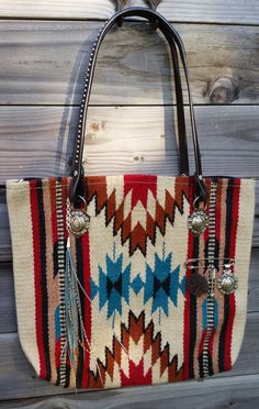 Indian chief blanket bag. Charm catcher pin and feather tassel added by Diamond 57. www.diamond57.com Native American Inspired Fashion, Leather Fringe Handbag, Western Handbags, Cowgirl Fashion