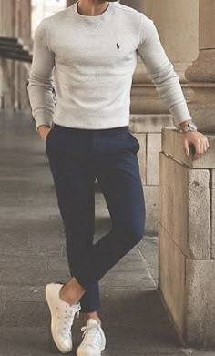 Male Attention, Guy Styles, Model Jeans, Polo Fashion, Mens Business Casual Outfits, Formal Men Outfit, Style Tshirt, Mens Casual Outfits Summer, Men Fashion Casual Shirts