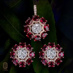 Chinese Pendant, Beautiful Jewelry Diamonds, Ruby Jewellery, Custom Diamond Rings, Diamond Flower Pendant, Indian Bridal Jewelry Sets, Diamond Earrings Design, Diamond Necklace Designs