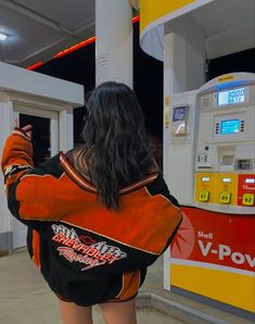 Mode Indie, Mode Ulzzang, Gas Pump, Racing Jacket, Instagram Pose, Insta Photo Ideas, Gas Station