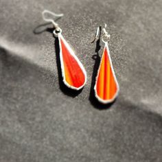 Beautiful Handcrafted Earrings Made With Vintage Stained Glass! Red With Slight Orange Tones. See Pics For Scale. Stained Glass Earrings Diy, Stain Glass Jewelry, Stained Glass Necklaces, Stain Glass Necklace, Stained Glass Jewelry Earrings, Artisan Red Glass Jewelry, Fairy Goth, Stained Glass Earrings, Stained Glass Gifts