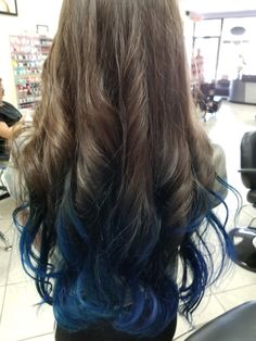 Brown Hair Blue Highlights, Streaks Hair, Stylish Fits, Kid Hairstyles, Everything Is Blue, Hairstyle Inspo, Blue Streaks