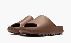 Flax Yeezy Slides, Brown Yeezy Slides, Adidas Yeezy Slides, Mid Jordan 1, Adidas Yeezy Slide, Adidas Shoes Yeezy, Stylish Flip Flops, Most Popular Shoes, Yeezy Slides