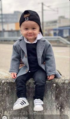 Cute Toddler Boy Outfits, Outfits For Pictures, Newborn Boy Outfits, Cute Toddler Boy, Farm Outfit, Baby Boy Birthday Outfit, Stylish Boy Clothes, Baby Clothes Country