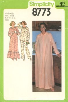 Simplicity 8773 Lace-Trimmed Nightgown & Pajama Top & Pants Sz 14-16 COMPLETE Store Pajamas, Peasant Blouses Pattern, Womens Nightgown, Nightgown Pattern, 1970s Sewing Patterns, Vintage Pajamas, Vermont Country Store, Long Nightgown, Kwik Sew