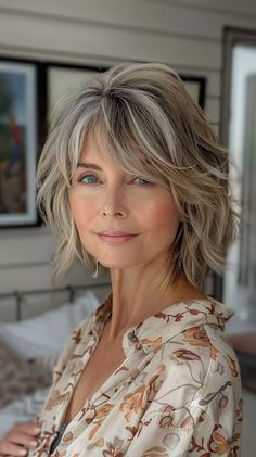 Messy Hairstyles Medium Hair, Hairstyles For Cowlicks Woman, Bangs For Older Women With Glasses, Hair Styles With Bangs Over 50 Medium, 90 Hairstyles, Bangs For Older Women, 90's Hairstyles, Women Over 50 With Bangs, Over 50 With Bangs