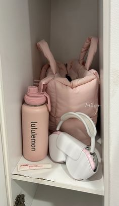 Pink Lifestyle, Gym Fits, Pink Girly Things, Healthy Lifestyle Inspiration, Workout Aesthetic, Everything Pink, Essential Bag, Pink Princess, Just Girl Things