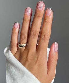 Round Nail Designs, Silver Nail Designs, Christmas Gel Nails, Her Nails, Cute Gel Nails, Round Nails, Festival Nails