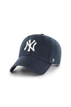 Show your team pride with the '47 New York Yankees Clean Up Hat in Blue. This stylish hat features the iconic logo and is perfect for any fan. Made with high-quality materials, it offers both comfort and durability. Features: '47 Style: B-RGW17GWS-NY Color: Navy 100% Cotton Hat Relaxed fit, garment washed Self fabric strap Raised Yankees embroidery logo Loop label Cotton twill Imported One size Nyc Cap, Ny Yankees Hat, Closet Full Of Clothes, Yankees Fitted Hat, Yankee Hat, Yankee Fitted, Ny Hat, New York Yankee Hat, Yankees Cap