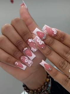 Pink 90s Nails, Short Bday Nails, Medium Birthday Nails, 19 Birthday Nails, Baddie Aesthetic Nails, Dope Nail Designs Short Length, Short Simple Nail Designs, Nail Inspo Medium Length, Nail Ideas Medium Length