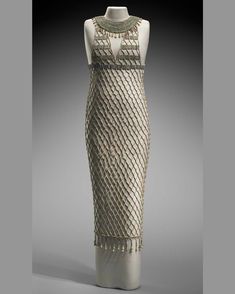 1953 – Ann Lowe, Jacqueline Kennedy’s Wedding dress | Fashion History Timeline Egyptian Cosplay, Female Mummy, American Dress, Iconic Weddings, Custom Gown