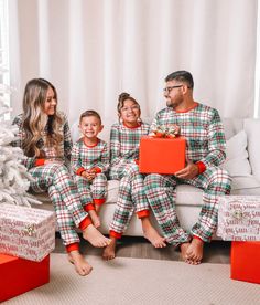 It isn't the Holidays without matching pajamas. Snag your family set before they're gone! ITEM DESCRIPTION • Comfy Pajamas (Price listed includes 1 pants and 1 long-sleeved )• Material: 95% Polyester / 5% Spandex• Elastic Waistband SIZING Women S: Top: Length: 23.2" | Chest: 36.2" | Sleeve Length: 22"Bottom: Length: 41.3"| waist: 28.4" Gross Elastic at waist: 28.3" M: Top: Length: 24" | Chest: 37.8" | Sleeve Length 22.8"Bottom: Length: 42.5"| waist: 29.3" Gross Elastic at waist: 29.1" L: Top: Length: 24.8" | Chest: 40.2" | Sleeve Length: 23.2"Bottom: Length: 43.7"| waist: 30.4" Gross Elastic at waist: 30.3" XL: Top: Length: 25.6" | Chest: 42.6" | Sleeve Length: 23.6"Bottom: Length: 44.9"| waist: 31.4" Gross Elastic at waist: 31.5"Kids 6-9M: Top: Length: 11.6" | Chest: 16.6" | Sleeve Length Family Of 3 Christmas Pajamas, Christmas Family Dinner Outfits, Christmas Pj Photoshoot Family, Family Pajamas Christmas Photo Ideas, Family Christmas Pajamas Photoshoot, Neutral Christmas Photos Family, Christmas Pajamas Photoshoot, Pj Photoshoot, Family Christmas Onesies